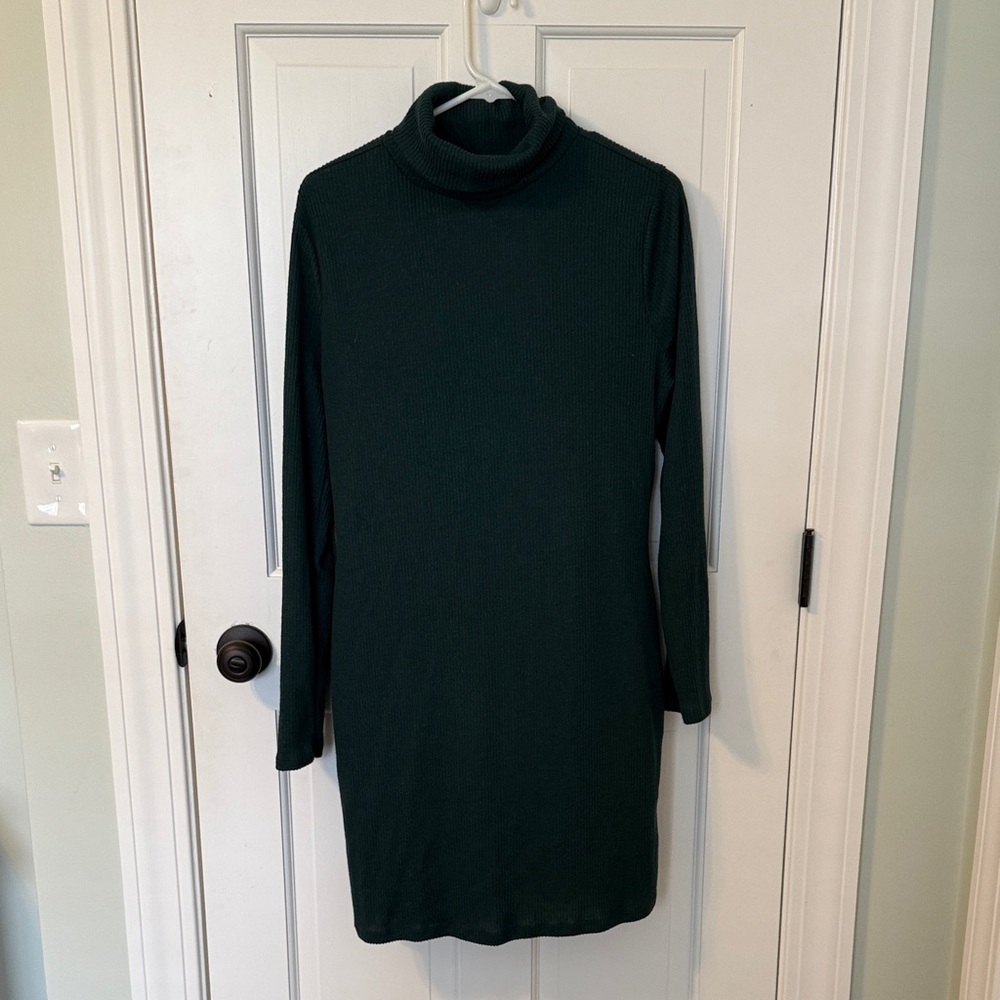 SO Forest Green Turtleneck Long Sleeve Dress